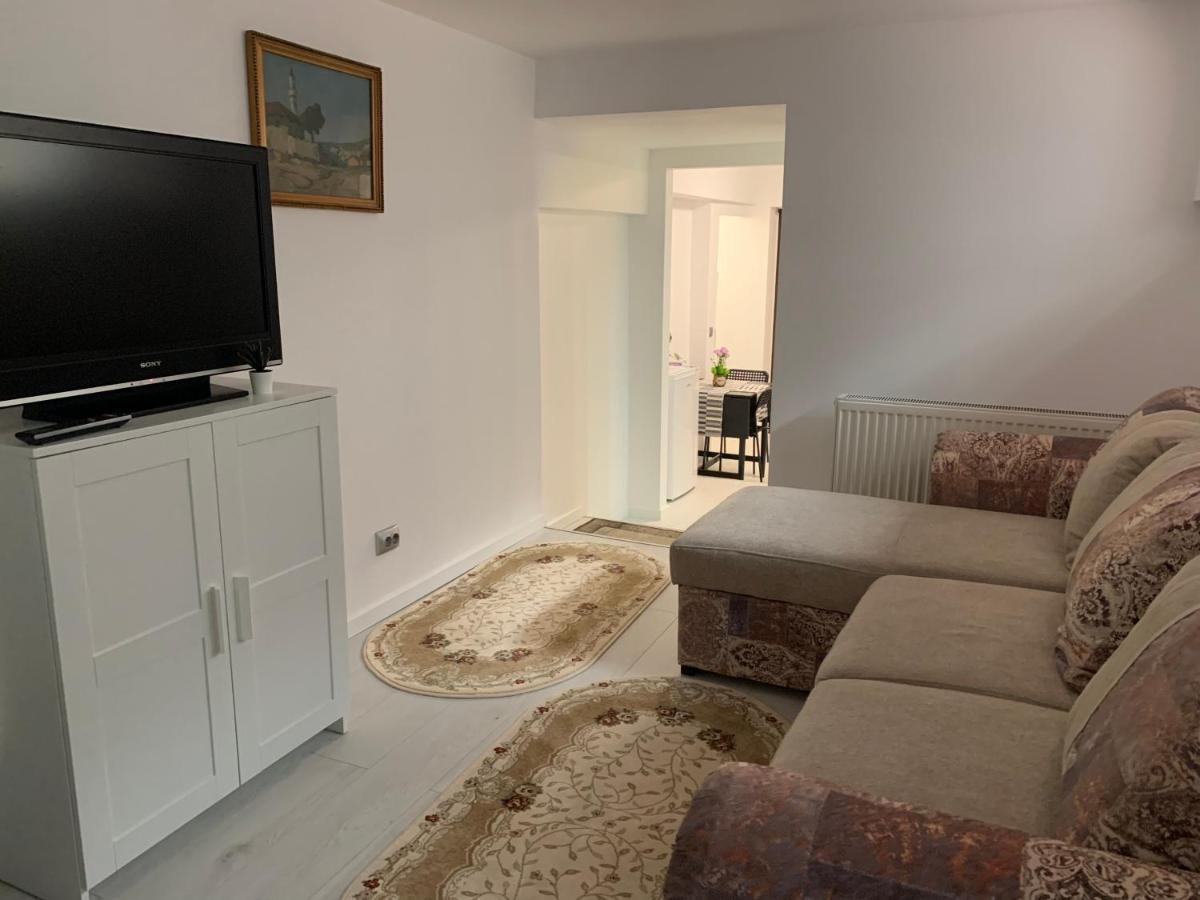 City Center Villa Apartament Bukares Bagian luar foto