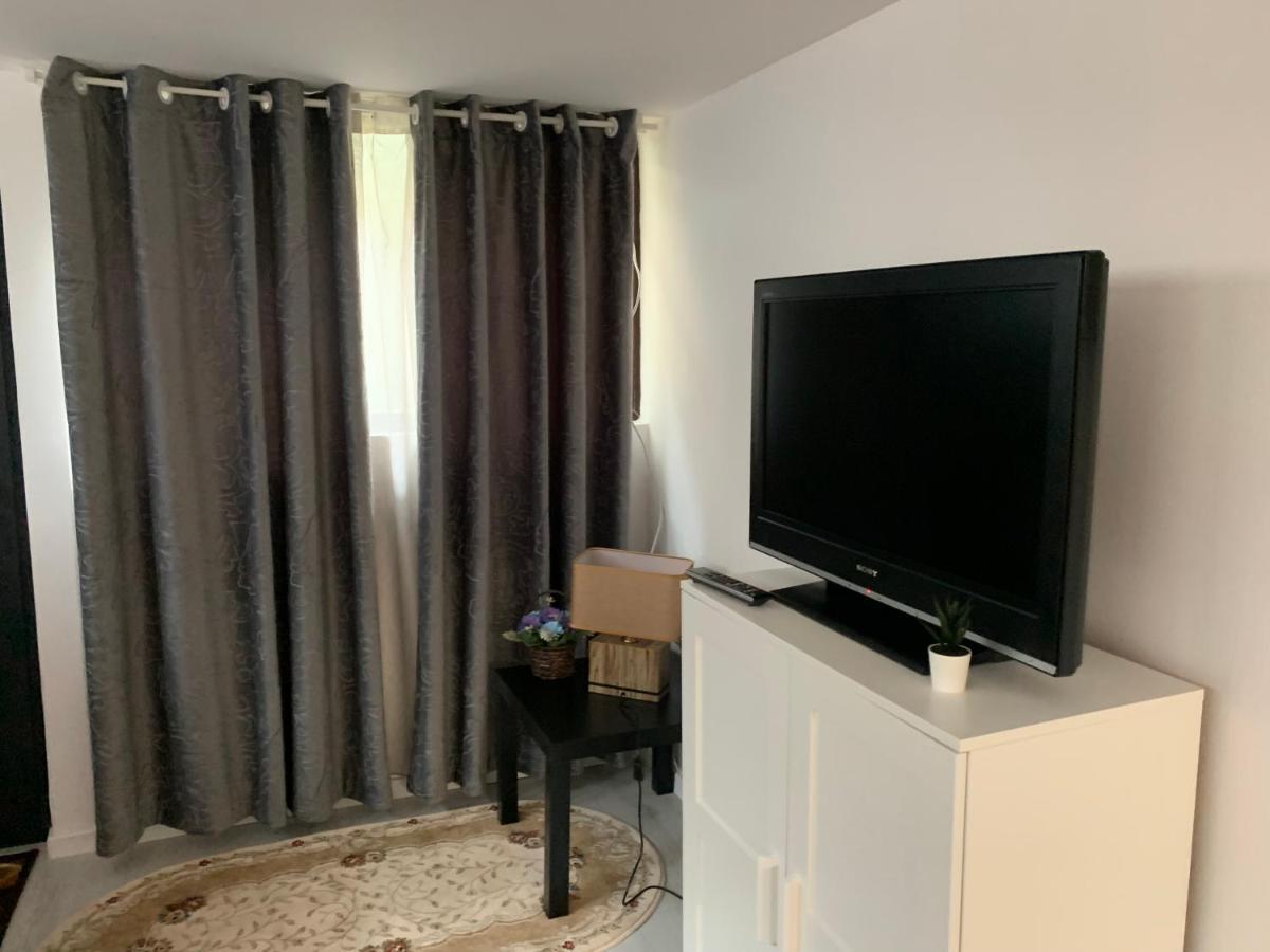 City Center Villa Apartament Bukares Bagian luar foto