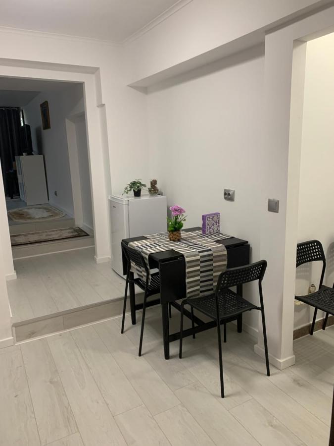 City Center Villa Apartament Bukares Bagian luar foto